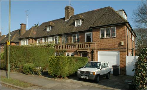 04 Thornton Way